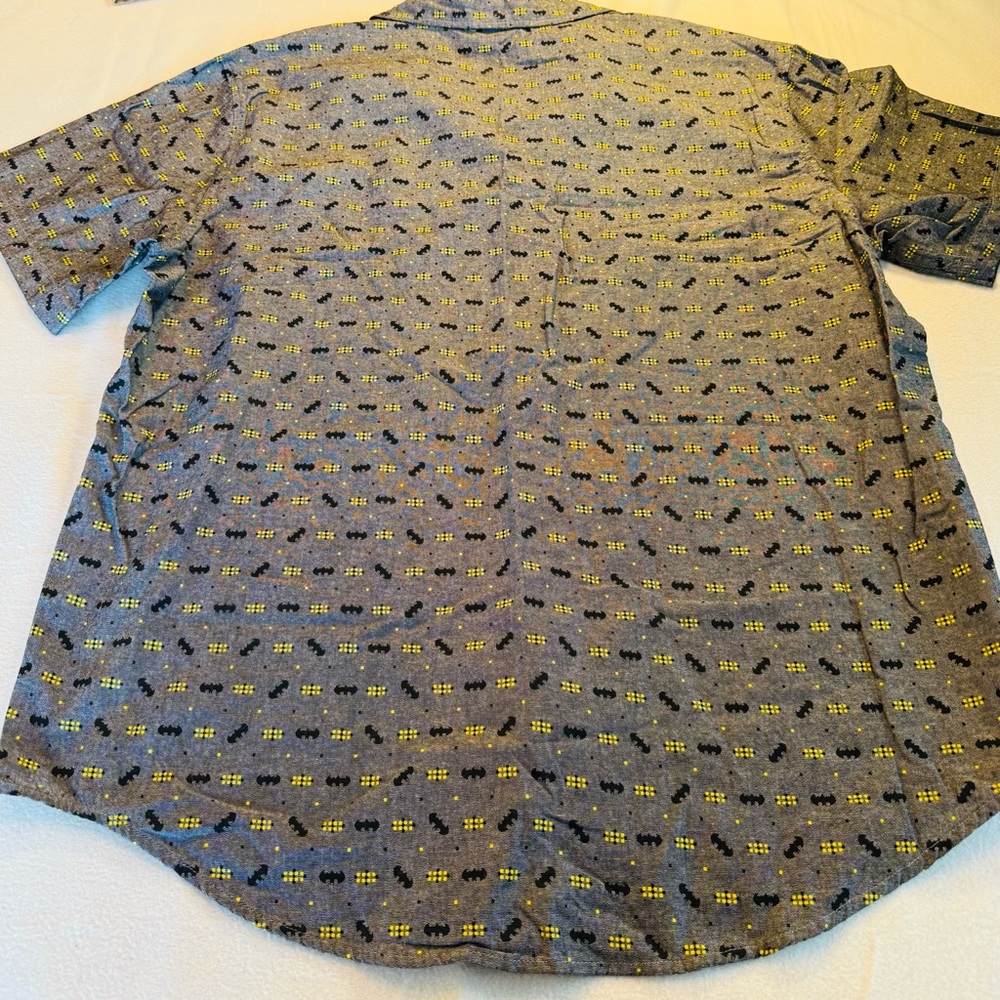 BATMAN XL short-sleeved button down shirt 100% cotton - Picture 2 of 7